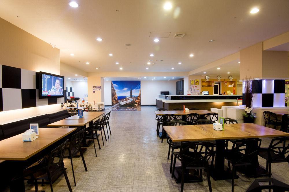 Starry Night Hotel Taipei Exterior photo