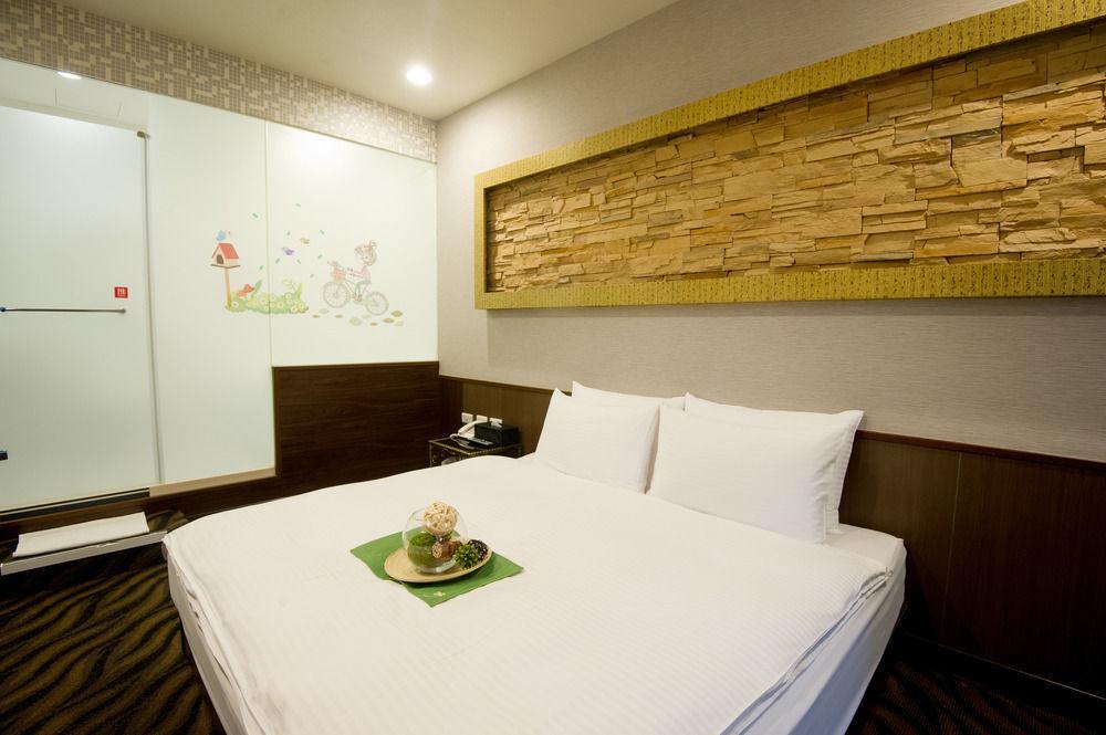Starry Night Hotel Taipei Exterior photo