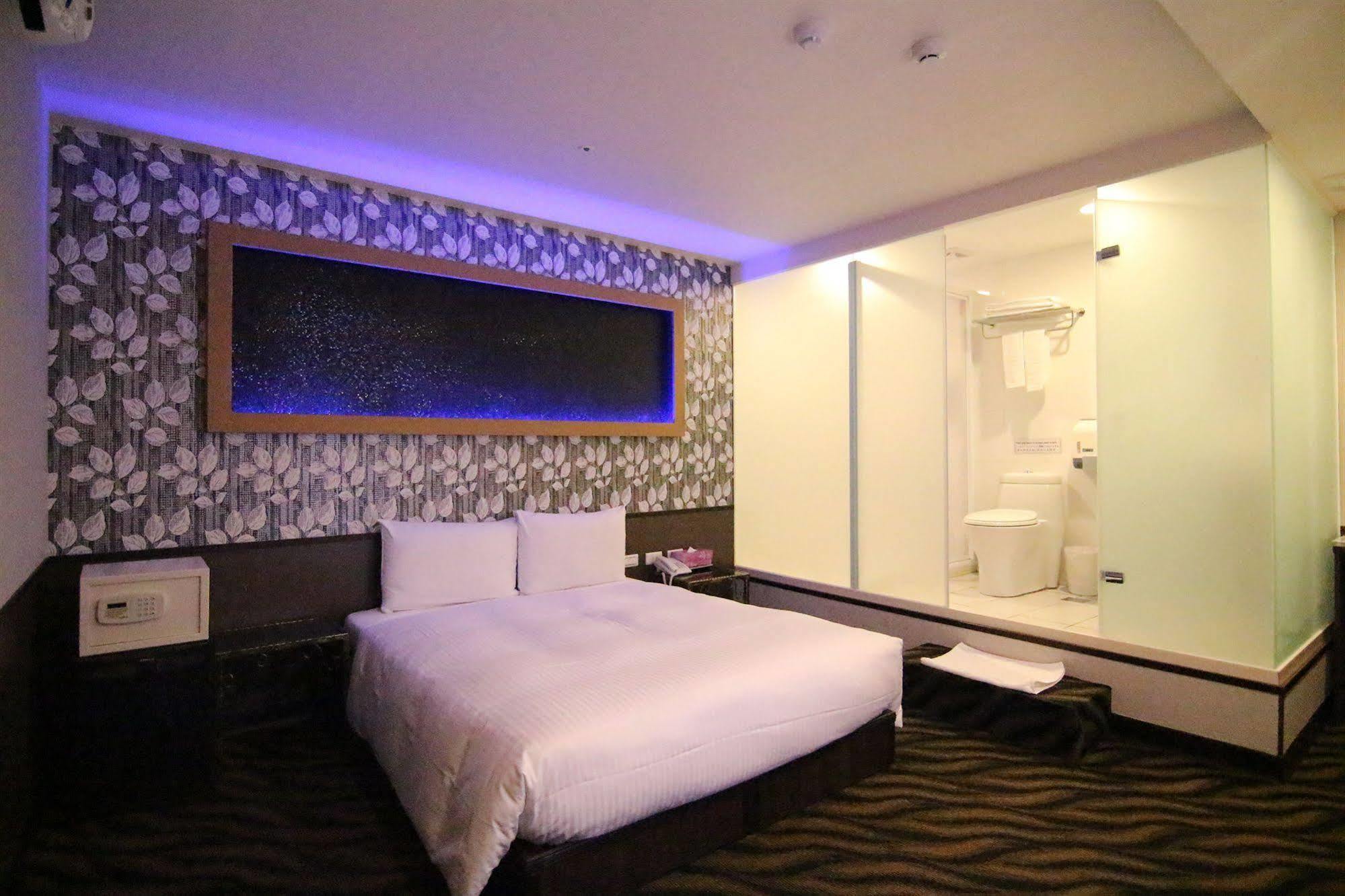 Starry Night Hotel Taipei Exterior photo