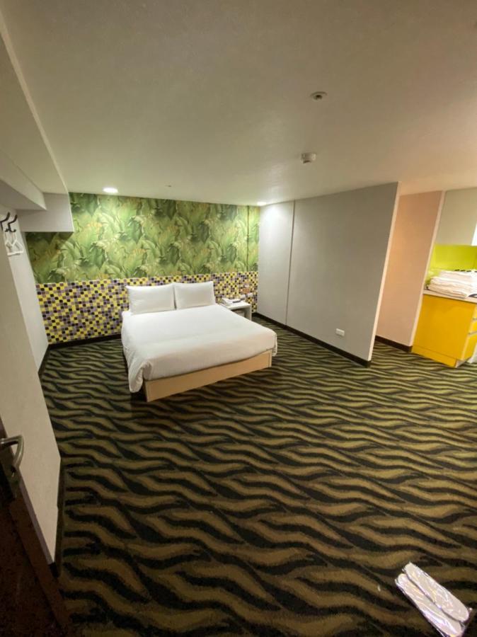 Starry Night Hotel Taipei Exterior photo
