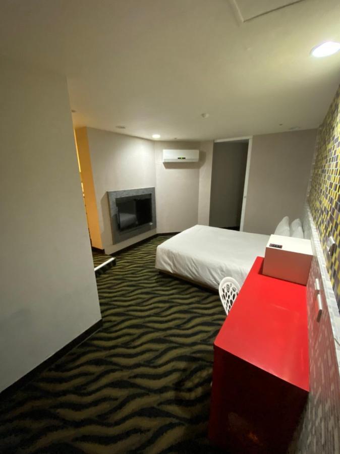 Starry Night Hotel Taipei Exterior photo